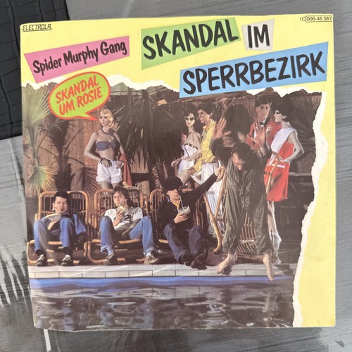 Single vinyl spider - -,